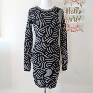DIANE VON FURSTENBURG wool dress. Size P